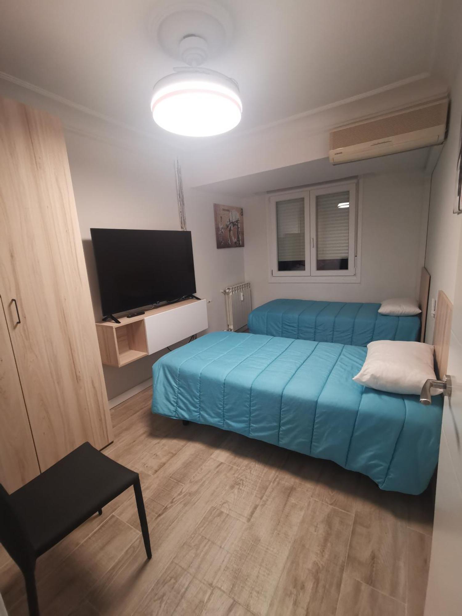 Apartamento El Pilar 5 Сарагоса Экстерьер фото